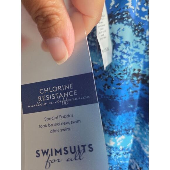 NWT Swimsuits for All Blue Black Print Built in Bra Blouson Tankini Top size 24 - Picture 4 of 6